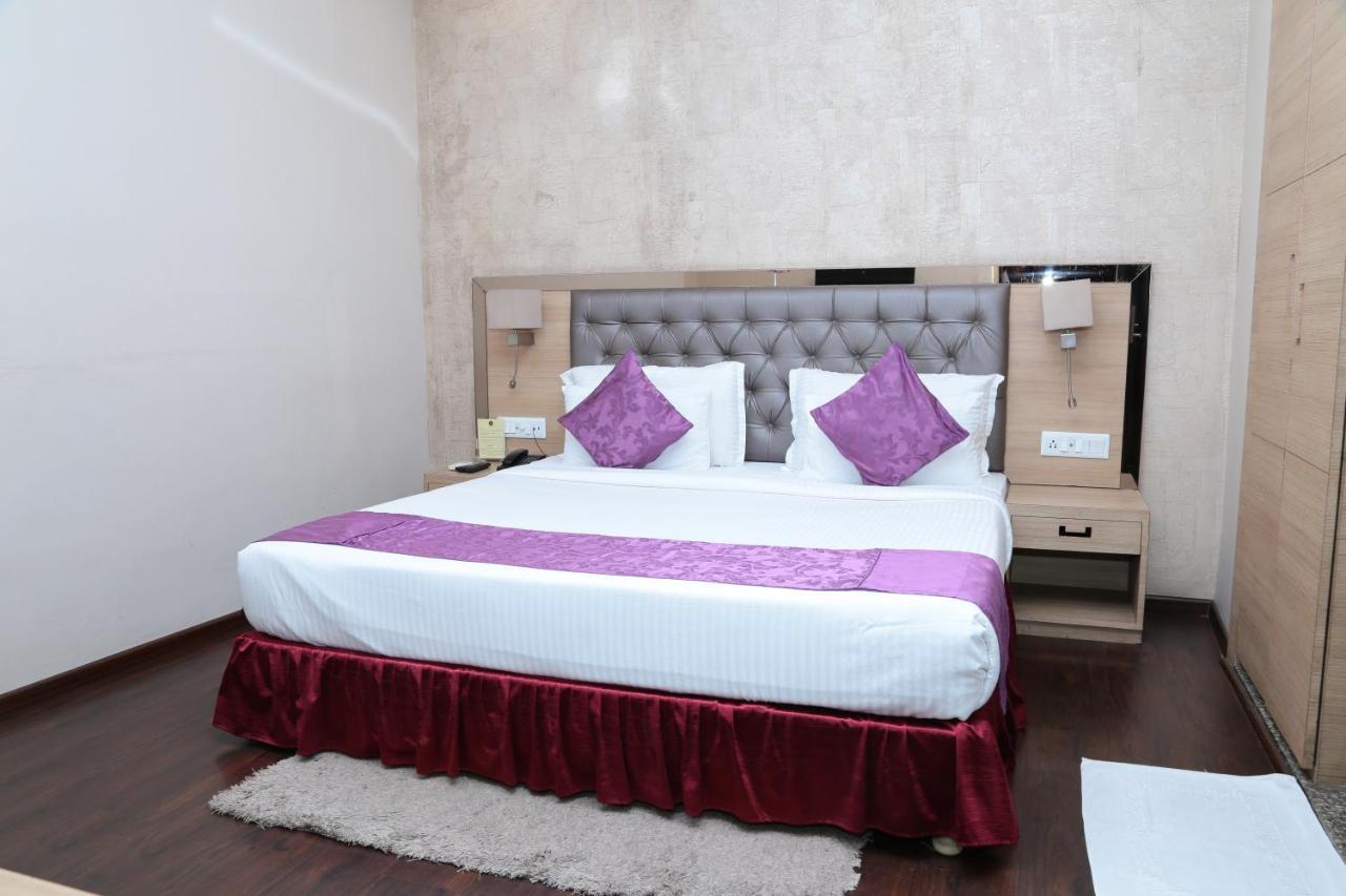 فندق Kc Manor جمشيدبور المظهر الخارجي الصورة
