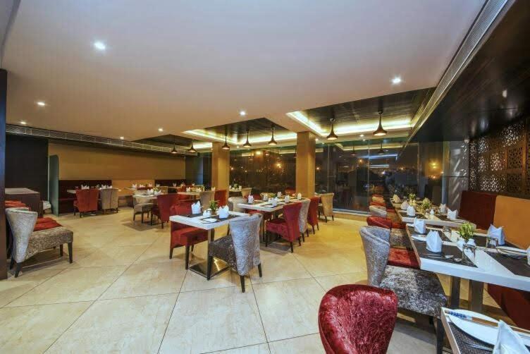 فندق Kc Manor جمشيدبور المظهر الخارجي الصورة